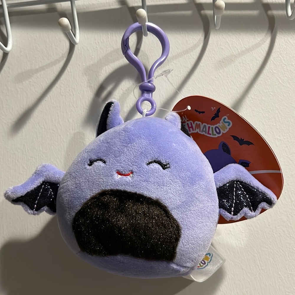 Squishmallows Joldy the Bat 3.5” Clip